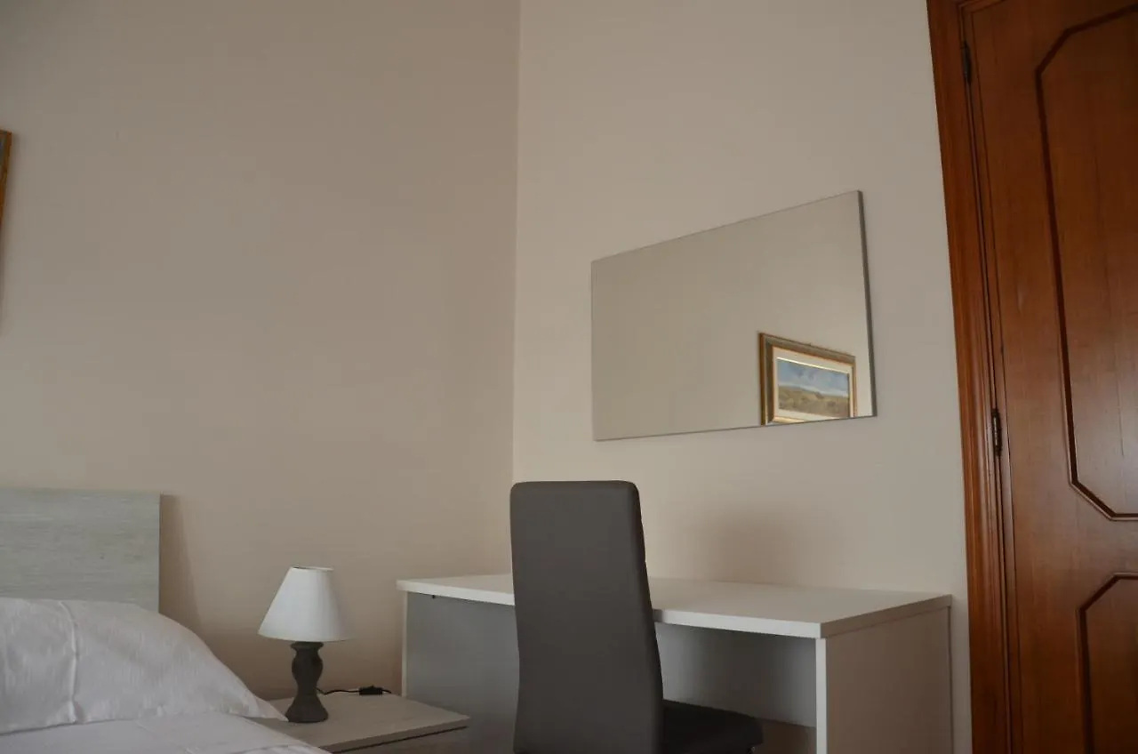 Hotel Fantastic Sardinia Residenza Le Terrazze Sassari Casa G Pischedda Attico Vista Mare 0*,  Italia