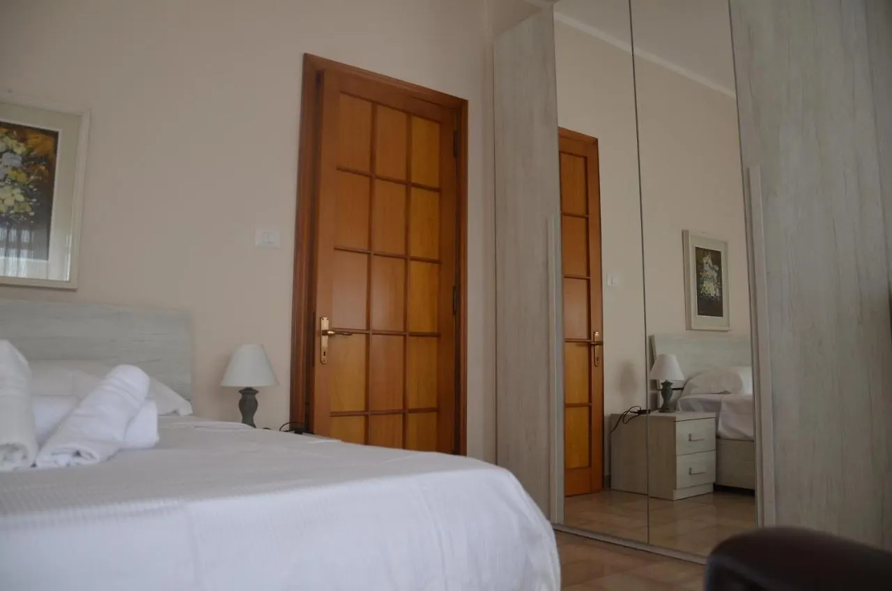 Guest house Fantastic Sardinia Residenza Le Terrazze Sassari Casa G Pischedda Attico Vista Mare Hotel